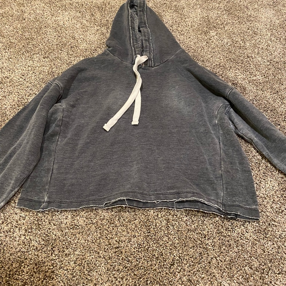 Cropped hoodie